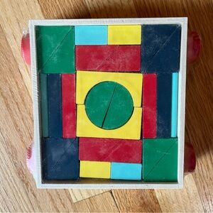 Ankyo Wood Wagon Pull Toy with Geometric Building Blocks Set New